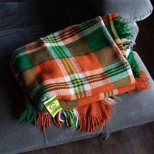 Vintage Bulgarian Rhodope Blanket, Natural Wool Blanket - Made in 1974, Cottage Farmhouse Mountain Winter Cabin Lodge Decor, Gift for Mom