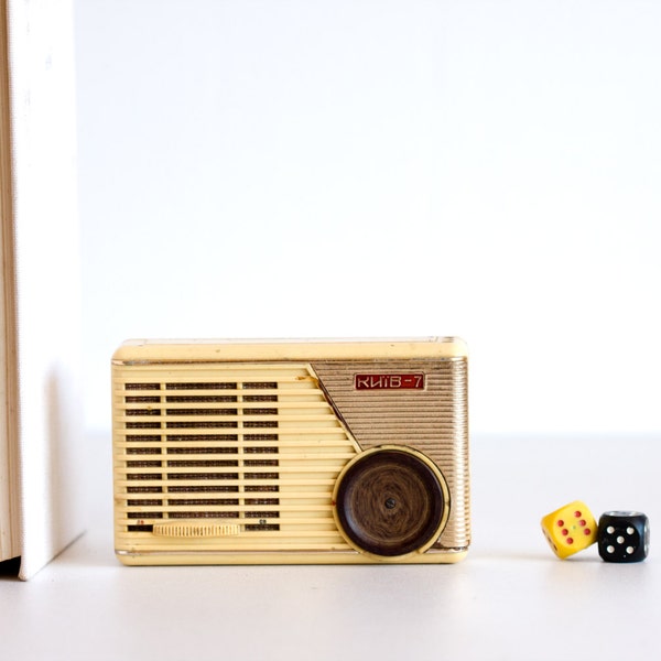 Retro Radio Transistor - NOT WORKING, Kiev 7 Soviet Radio Transmitter, Vintage Radio, Citrine Yellow Mustard, Man Cave Decor, ohtteam