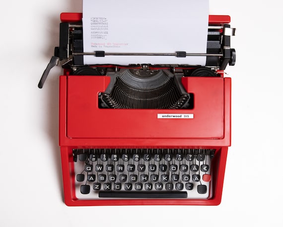 Vintage Typewriter, Underwood 315 Manual Typewriter, Made in Spain, Office Home Decor