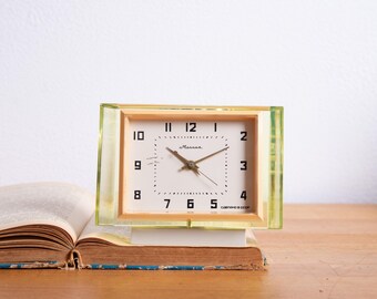 Vintage Molnija USSR Desk Clock: Yellow Lucite 8-Day Wind-Up