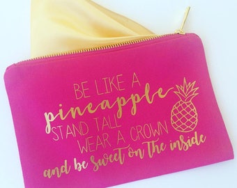 Pineapple makeup bag, personalized makeup bag, bridesmaid gift, bachelorette party