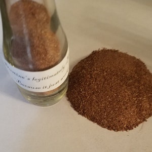 Il mattone rosso legittimamente benedetto di Dustine