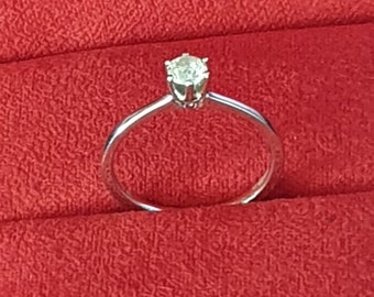 Canadian Ice Diamond Ring in Platinum Setting.