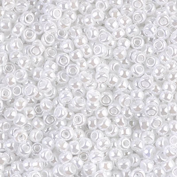 8-528 - White Pearl Ceylon - Miyuki 8/0 Seed Beads