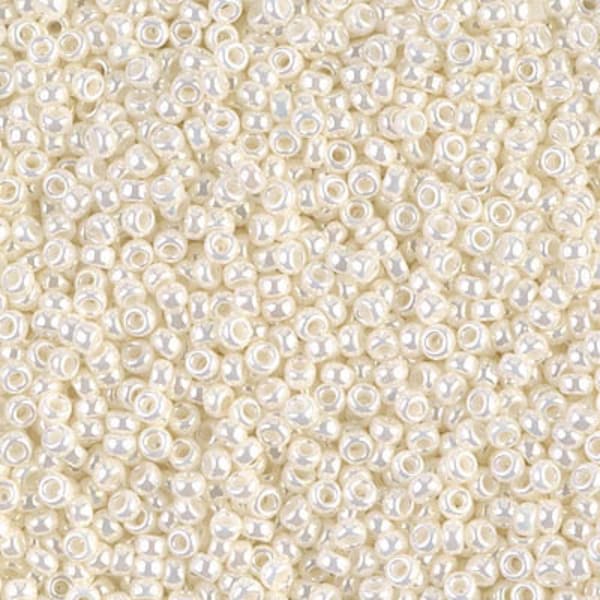 11-591 - Ivory Pearl Ceylon - Miyuki 11/0 Seed Beads
