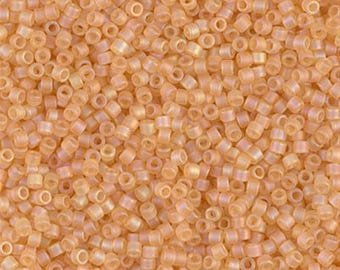 Miyuki 11/0 Delica - DB852 - Topacio Claro Transparente Mate AB