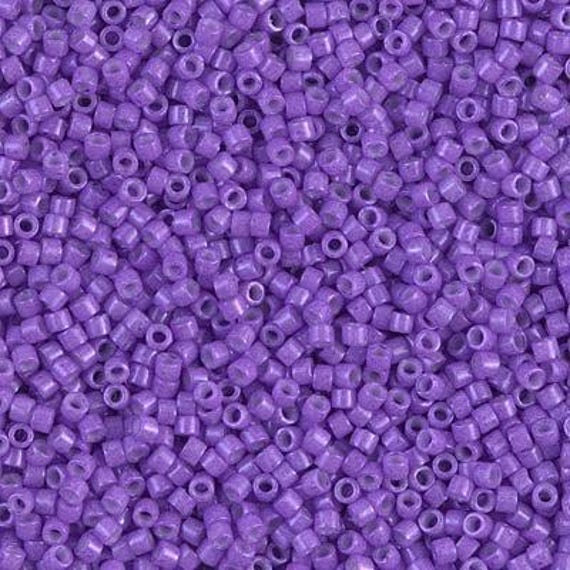 【Miyuki 】 Miyuki 11/0 Delica - DB1379 - Dyed Opaque Red Violet - Etsy