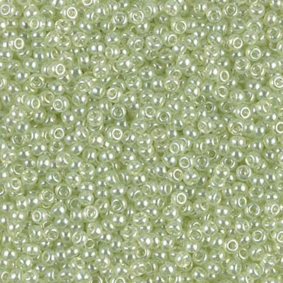 11-371, Miyuki 22g Pale Moss Green Luster 11-371, Miyuki 22g Pale Moss Green Luster
