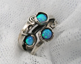 Sterling silver opal ring. Multiple opal ring. Oxidized sterling silver ring. Unique birthday gifts. Opal jewelry, gift idea. Vintage ring.