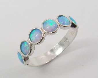 Anillo de plata de primera ley con ópalo. regalo de cumpleaños para ella, ideas de regalos románticos, joyas de plata con ópalo. joyería de ópalo