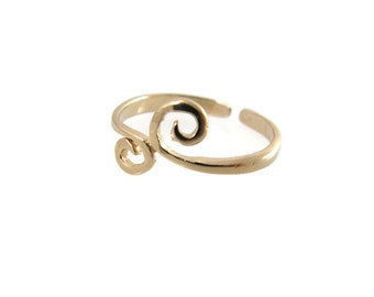 Gedrehter Zehenring. Goldener gedrehter Zehenring. Klassischer Zehenring. Verstellbarer Zehenring. Geschenkideen. Geschenk für sie. Körperschmuck. Boho-Ring. Gold Zeh