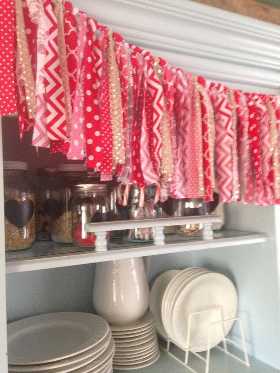CANDY CANE Fabric Garland. Red, white, gold, Christmas Decoration, Fabric Banner, hi chair banner, photo prop, backdrop Il_570xn