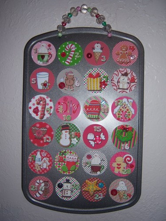 Sweet Christmas Gingerbread Countdown Advent Calendar Graphics 2.25" Circles Digital File Il_570xn