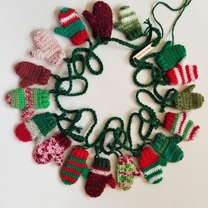 7 ft Red green and white striped mitten garland  / OOAK Hand made garland / heirloom Christmas banner / wedding gift