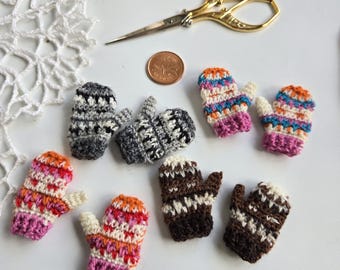 Tiny Zig Zag Doll Mittens: Handmade Wool Blend Miniature Clothing (3.5 cm)