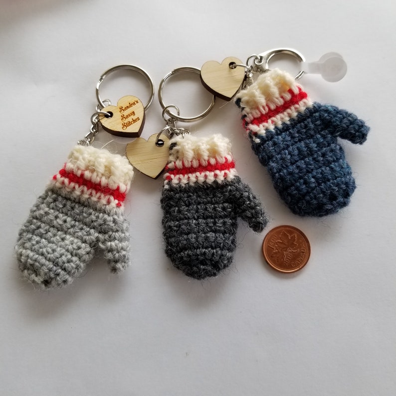 Mitten Key Chain / Handmade Mini Mitt Quarter Keeper Keychain Etsy Canada