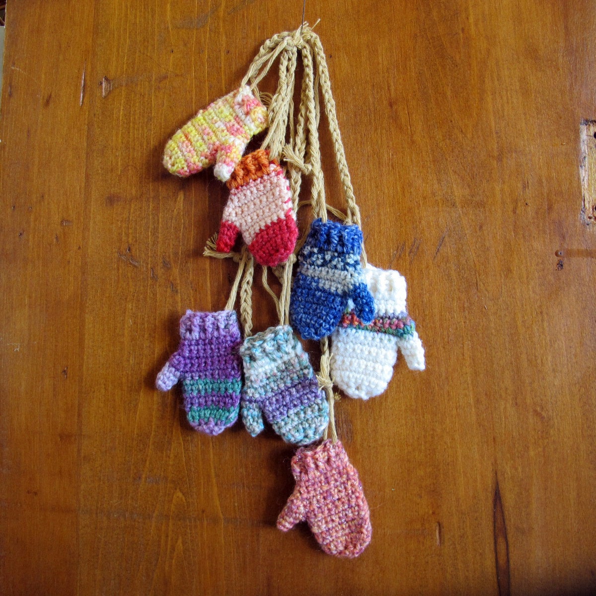 Bright multicoloured mitten garland / Christmas garland / | Etsy