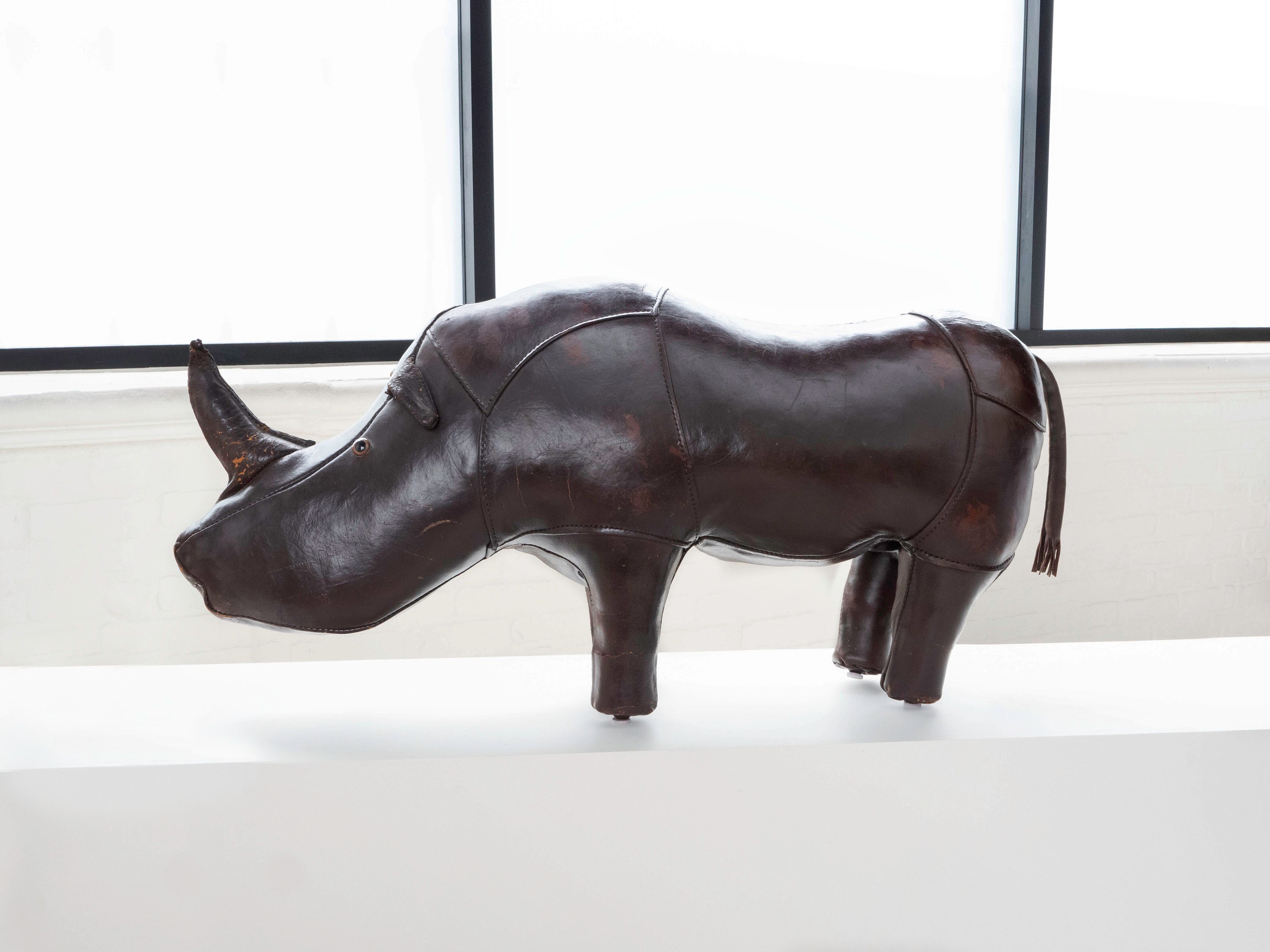 Omersa Made in England Handcrafted Leather Rhino Footstool Ottoman Circa 1960 s Etsy Canada