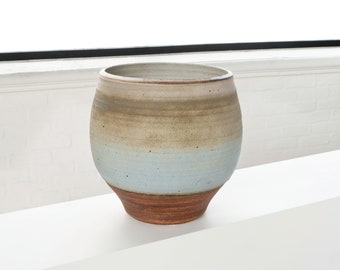 Bob Kinzie Powder Blue Tone Glazed Hand Thrown Planter for Affiliated Craftsmen, California 1960s