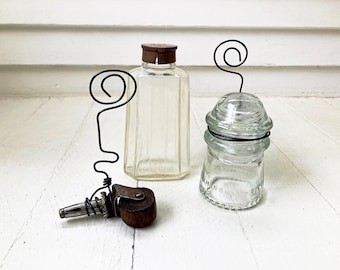 Farmhouse Photo Stand: Upcycled Antique Caster Recipe Card Holder