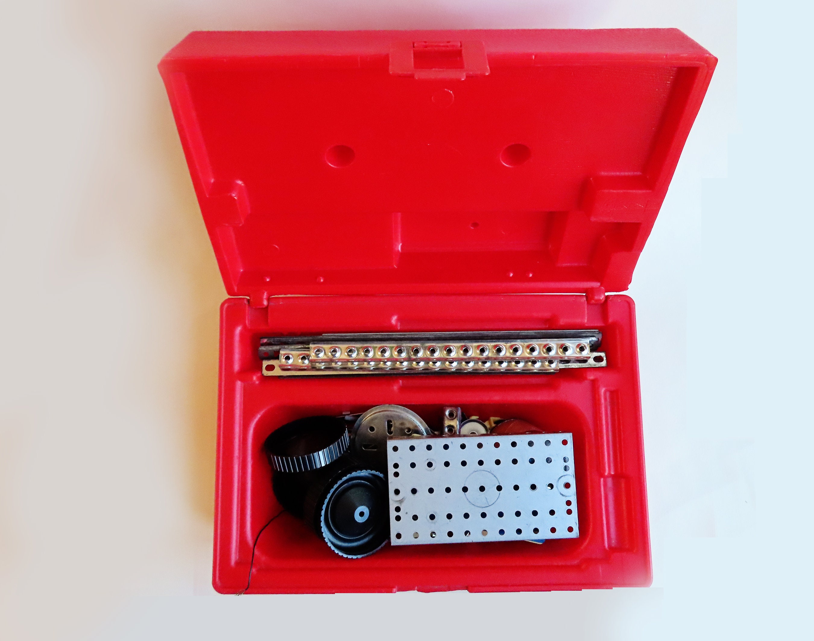 Vintage 1960 s Erector Set Erector Set With Original Red Tool Box Etsy
