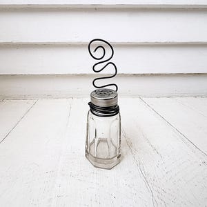 Photo stand from repurposed salt shaker / Small photo holder