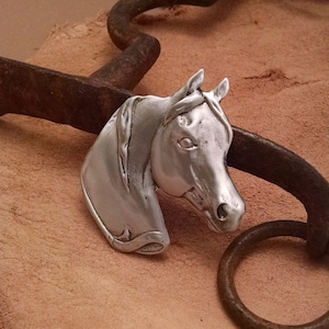 Arabian Horse Head pin, Pewter Arabian Brooch