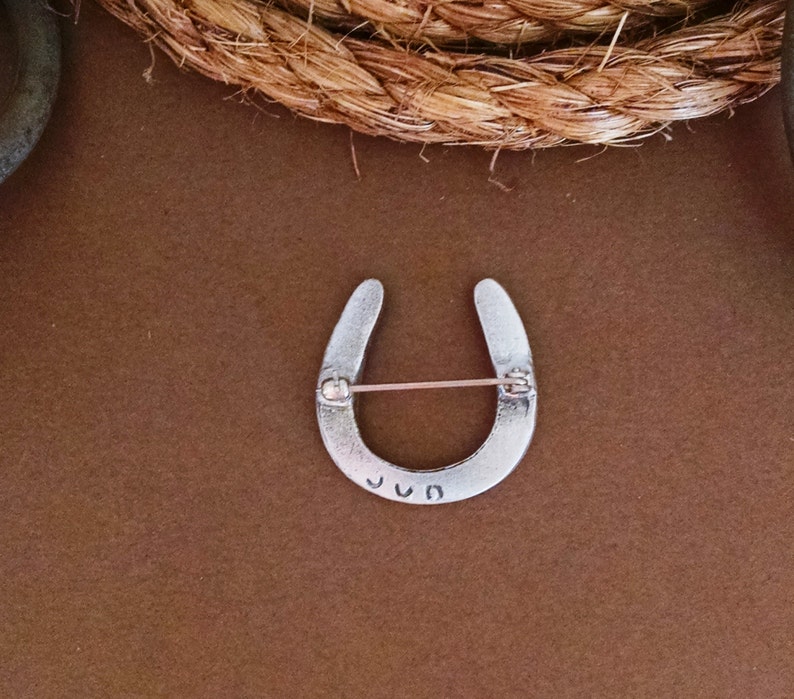 Horseshoe Pin/brooch Tiny Horseshoe Pin Gift for Horse Lover Etsy
