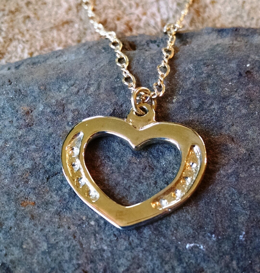 Horseshoe Heart Necklace Horse Jewelry Heart Pendant Etsy
