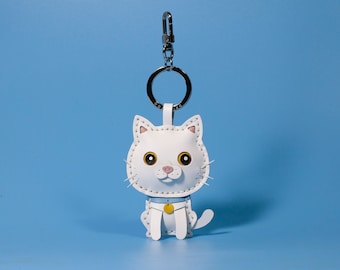 White Leather Charm Keychain, Cat Keyring, Kitty Bag Charm, Custom Pet keychain, Sitting Posture Cat Charm, Gifts for Women Holiday