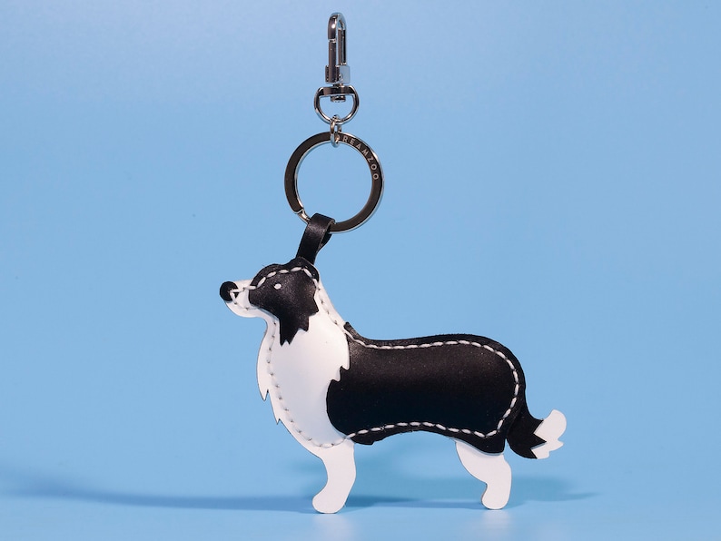 Genuine Leather Charm KeyChain, Border Collie Keyring, Bag charm, Custom Dog Keychain, Standing Posture, Handmade Leather Crafts image 1