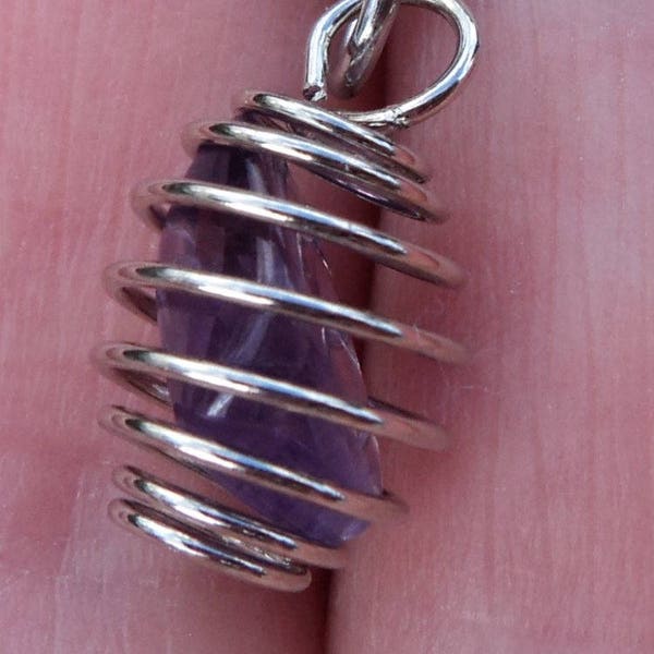 Healing Crystal Charm for Small Pets - Amethyst - Separation Anxiety