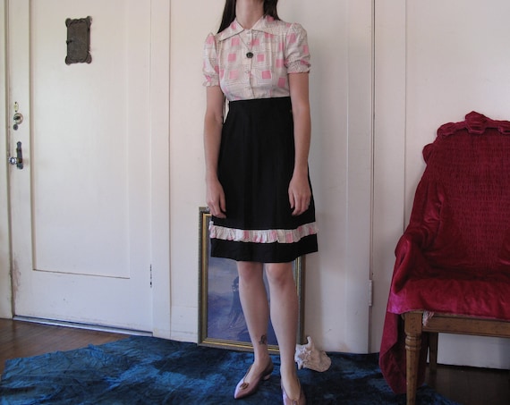 1940's Novelty Print Puff Sleeve Dress sz Sm