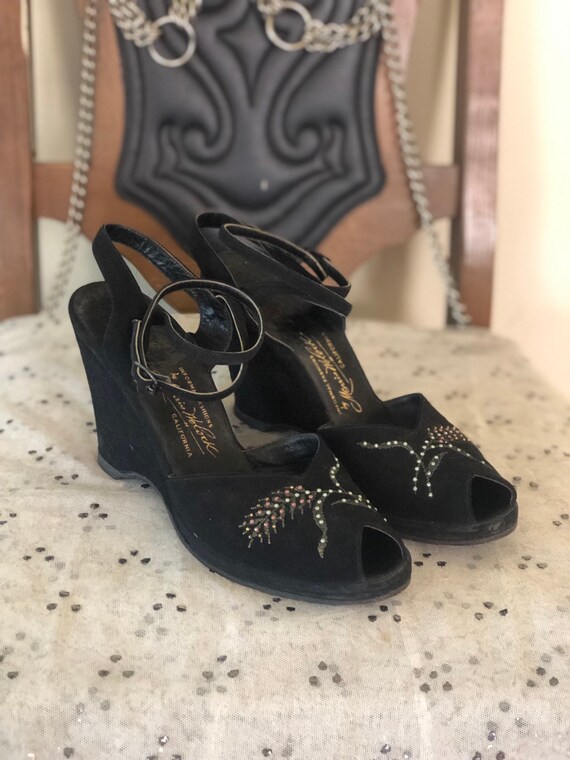 1940's Wheat Studded Wedges sz 8 1/2
