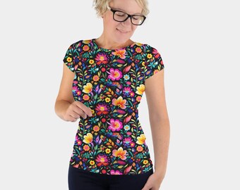 Mexican floral shirt/top - black folk art fitted crewneck stretchy tshirt/blouse with short sleeve and all over printed flower pattern