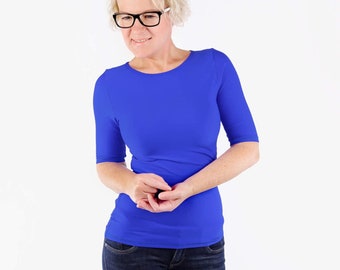 Crew Neck Shirt / Elbow Sleeve Top / Bright Blue Tshirt / Fall Shirts / Yoga Top / Tee Shirts Women / Fitted Top / Basic Tee / Casual Wear