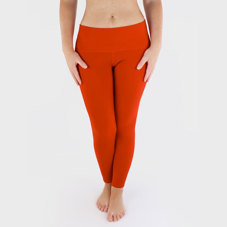 red leggings gym
