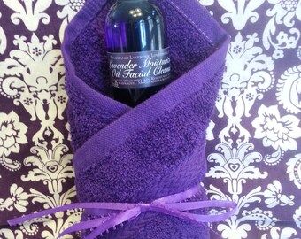 Lavender Oil Moisturizing Facial Wash