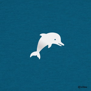 Könnte beinhalten: Eine weiße Silhouette eines Delfins, der aus dem Wasser springt, vor einem einfarbigen blauen Hintergrund.