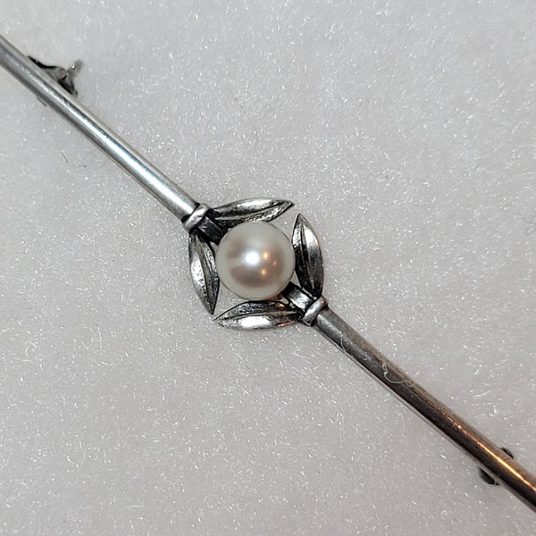 Vintage 1970s Mikimoto Sterling Silver Bar Brooch Pin with 6.5 mm Akoya Pearl
