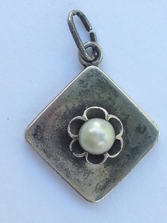 Modernist 1940's Deco Silver and Pearl Pendant Br… - image 1