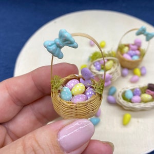 1:12 Scale Dollshouse Basket With Easter Eggs - Etsy