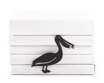 Metall Pelikan Lesezeichen: Personalisiertes Geschenk für Buchliebhaber