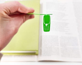 Metal Retro Phone Bookmark: Nostalgic Reader Gift