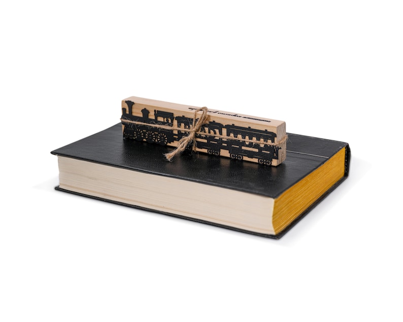 Bookmark for travel journal Reading Train- Coolbookmark.