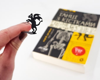 Cryptid Monster Jersey Devil Bookmark, Small Bookish Gift for Horror Loving Readers, Halloween Party Bookclub Favors