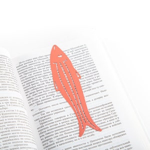 Segnalibro Pesce Aringa, piccolo regalo personalizzato per pescatori, lettori accaniti, regalo di Natale per amanti della lettura.