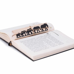 Bookmark &quot;Herd of Elephants&quot;.