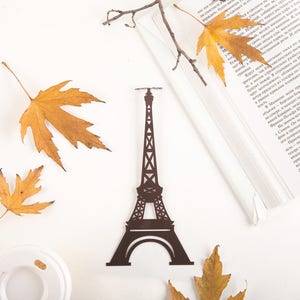 Bookmark Paris Eiffel Tower, Small Personalized Bookish Gift for Bestie, Paris Loving Avid Readers, French Bookclub Party Favors. zdjęcie 5