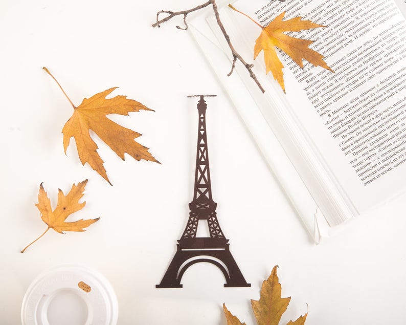 Bookmark Paris Eiffel Tower, Small Personalized Bookish Gift for Bestie, Paris Loving Avid Readers, French Bookclub Party Favors. zdjęcie 5